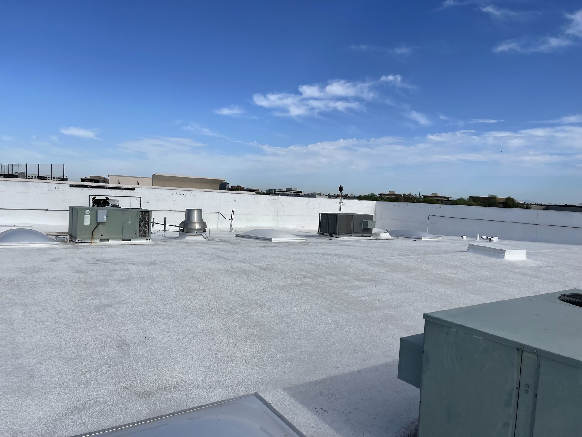 White commercial flat roof in Arizona